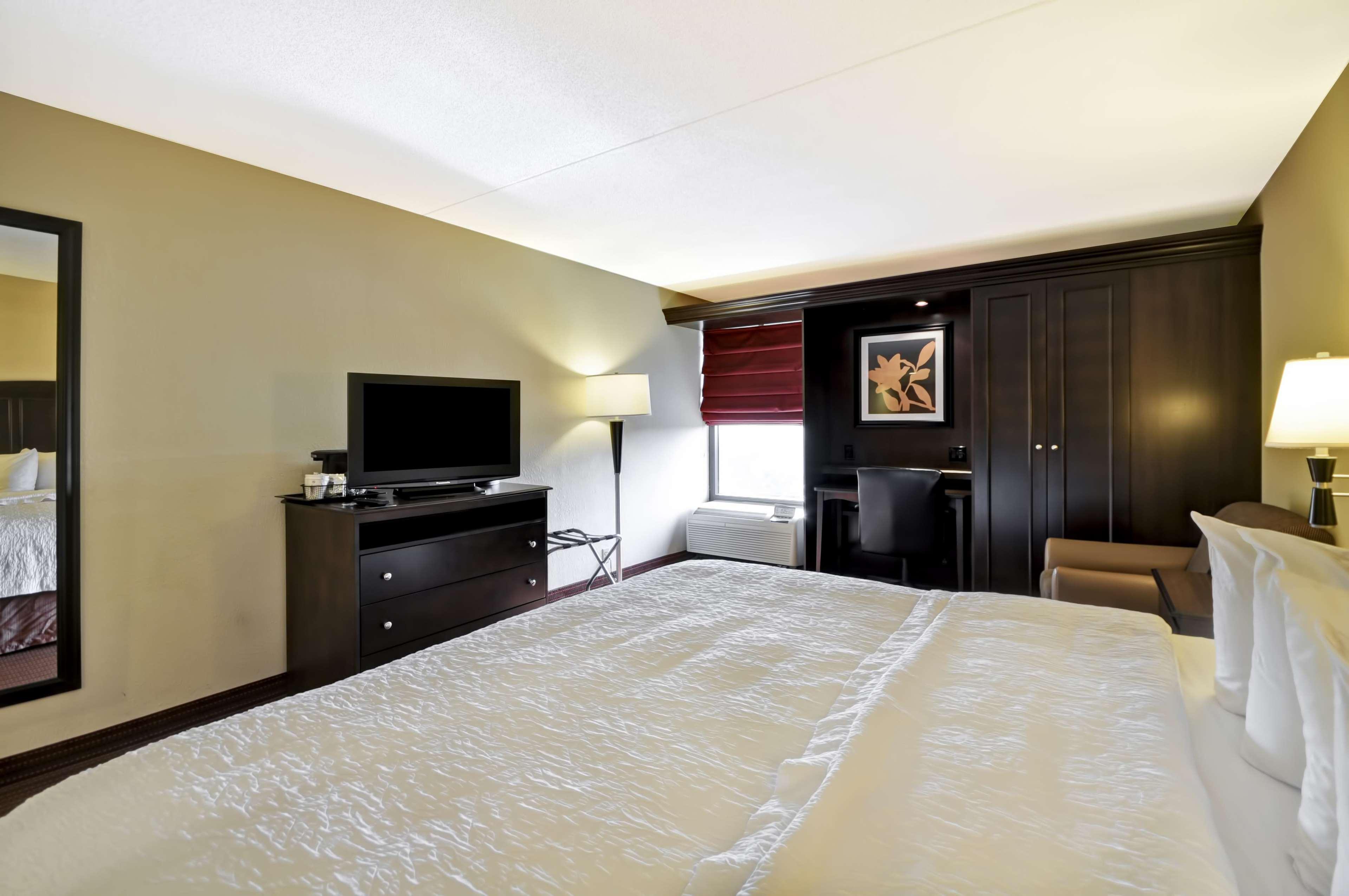 Hampton Inn Overland Park Exterior foto